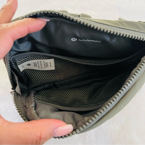 Lululemon Everywhere belt Bag Grey Sage large 2L - Picture 7 of 10